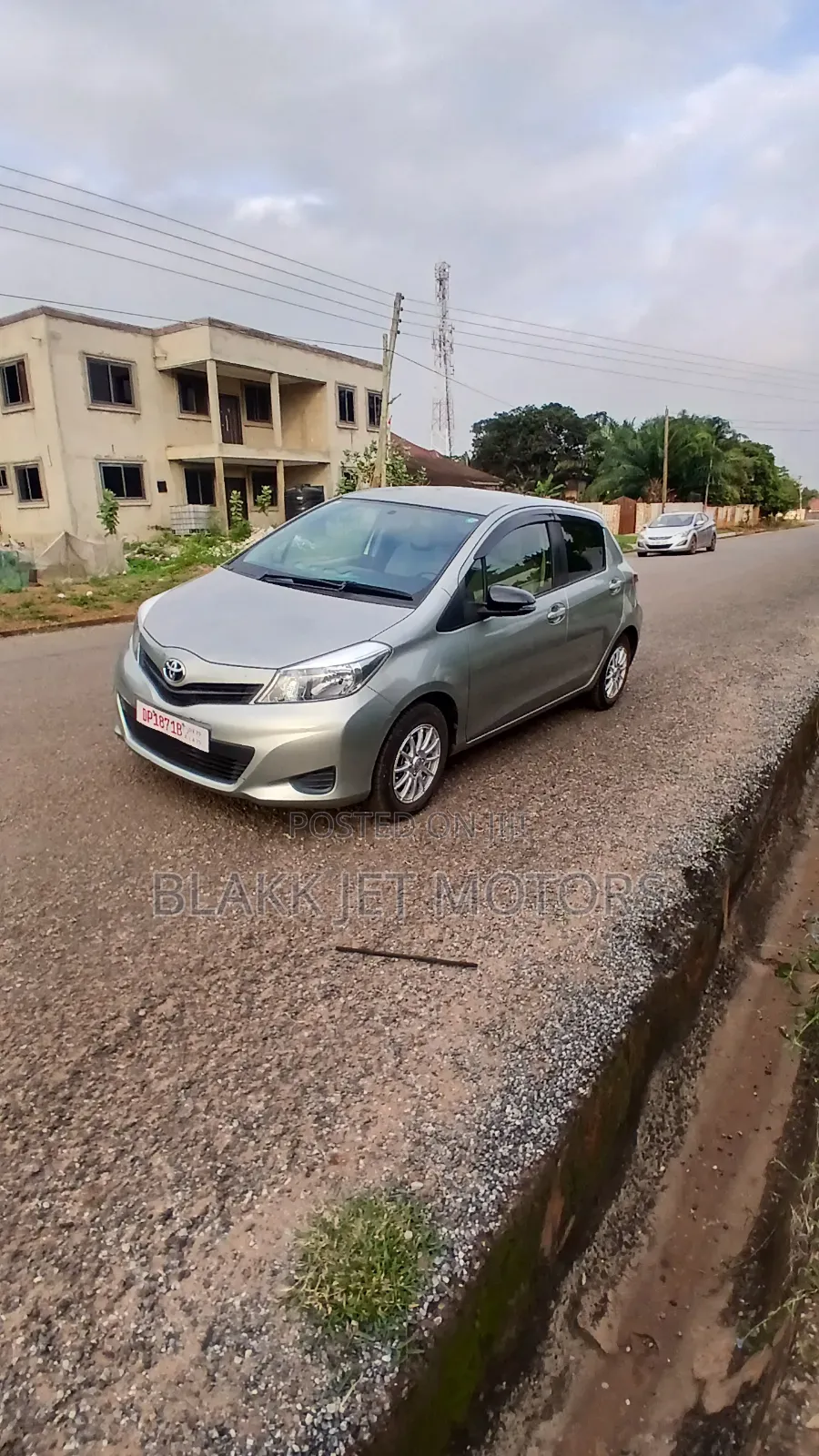 Toyota Vitz 2013 Gray