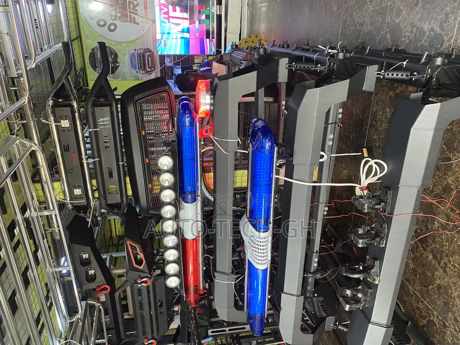 Heavy Metal Roll Bar With Police Alarm for F150 and Tacoma