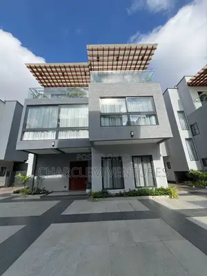 Furnished 4bdrm Townhouse / Terrace in Charclem Ventures, Dzorwulu