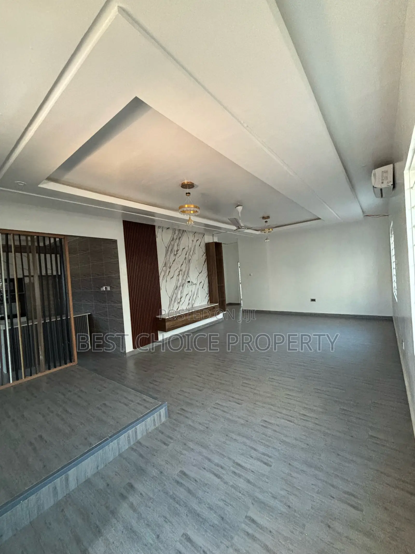 Executive 3 Bedrooms House for Sale