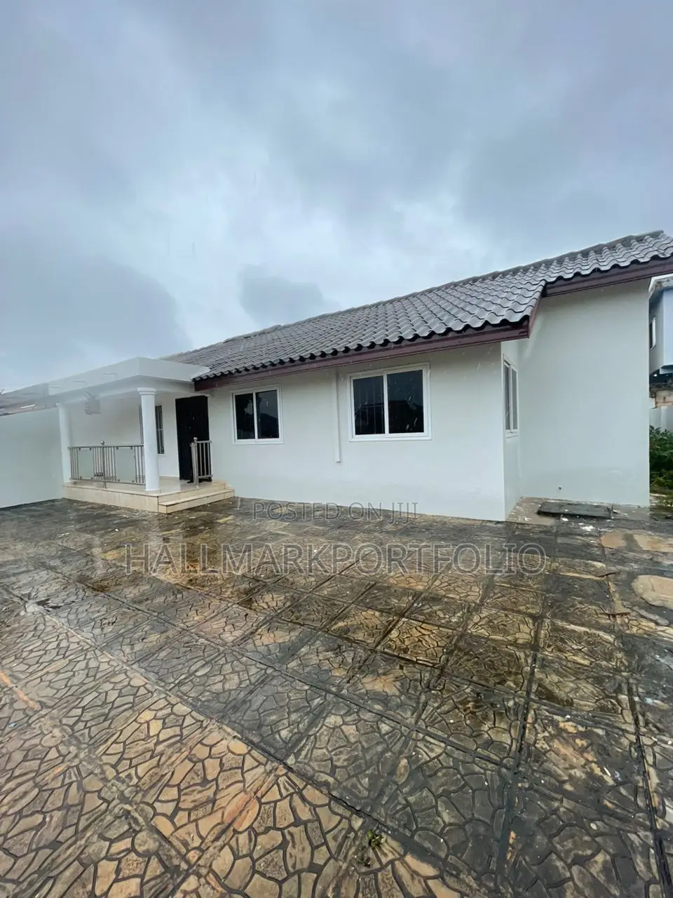 3bdrm House in Kuottam Estate, Oyarifa for rent