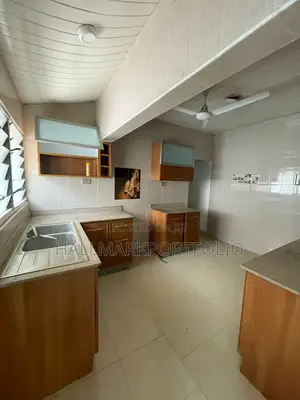 3bdrm House in Kuottam Estate, Oyarifa for rent