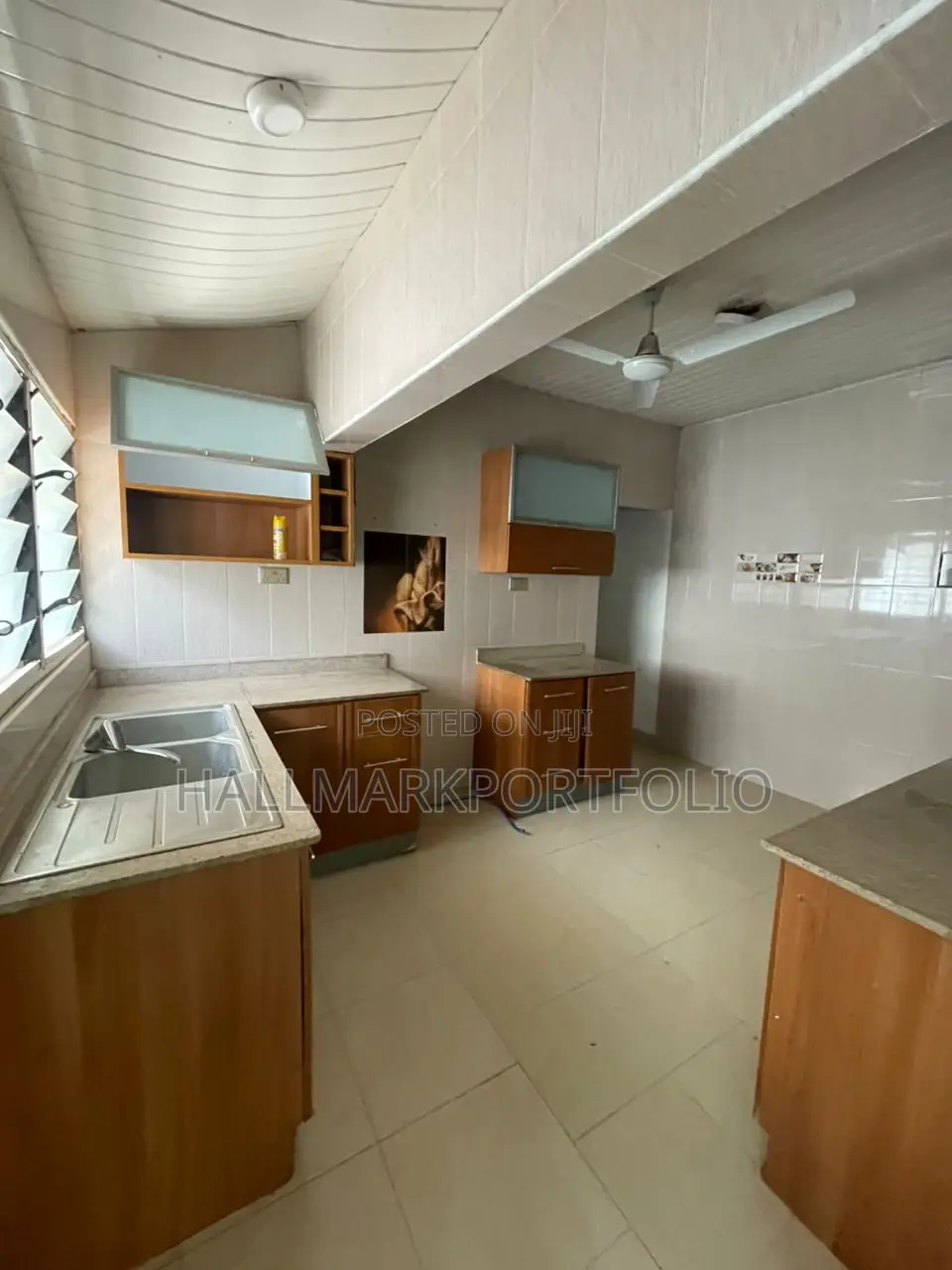 3bdrm House in Kuottam Estate, Oyarifa for rent