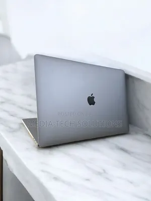 Laptop Apple MacBook Pro 2019 32GB Intel Core i9 SSD 512GB
