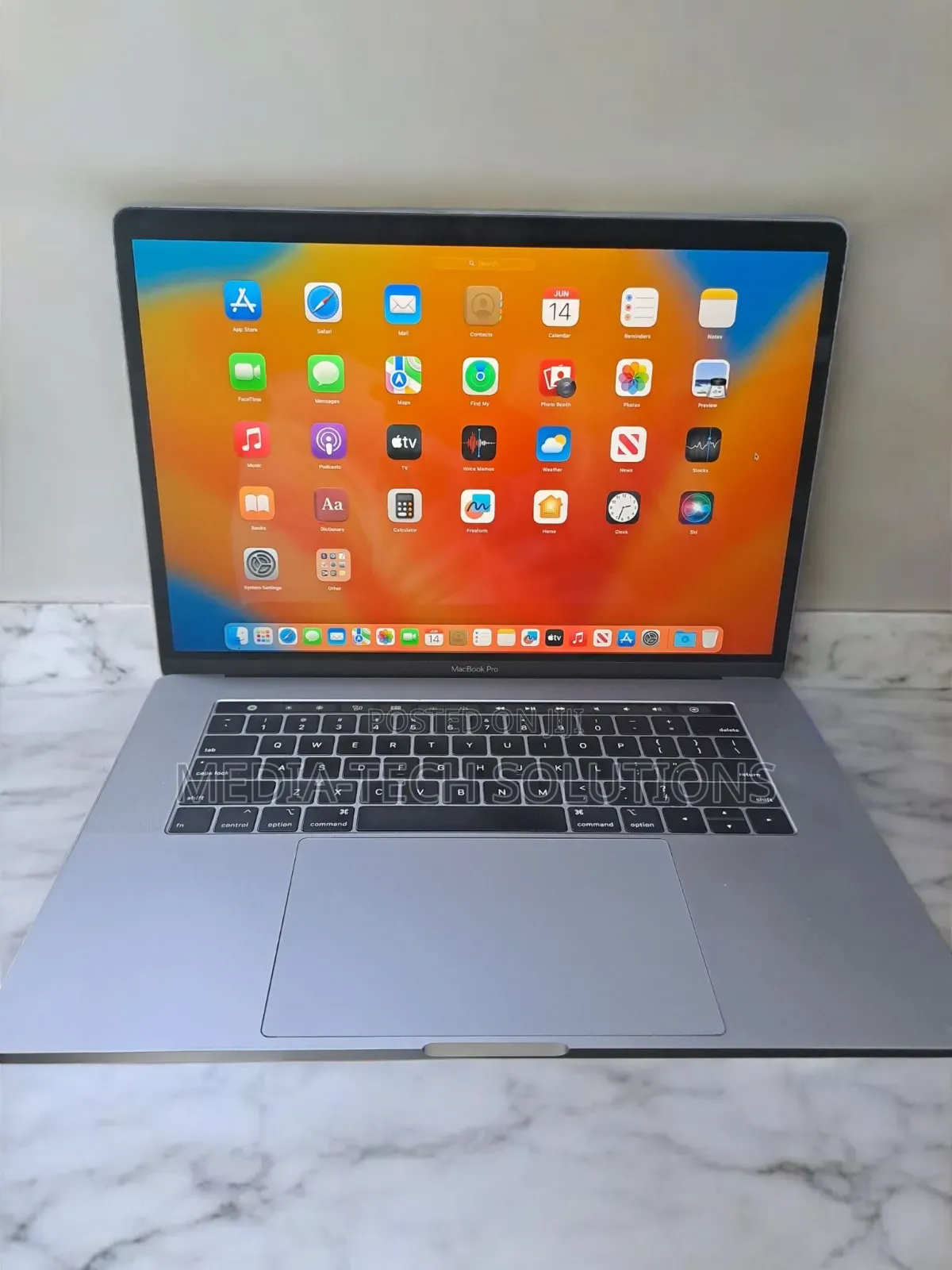 Laptop Apple MacBook Pro 2019 32GB Intel Core i9 SSD 512GB