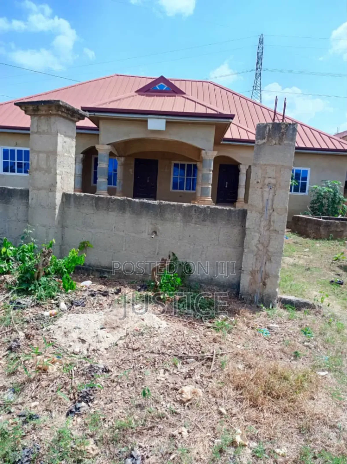4bdrm House in Trede Kumasi for sale