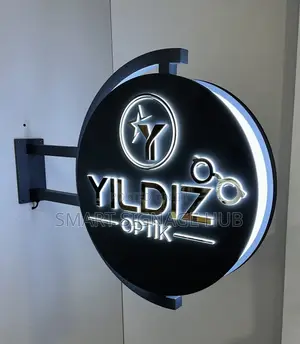 3d Pylon With Light