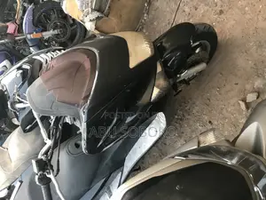 Max-S 2021 Black