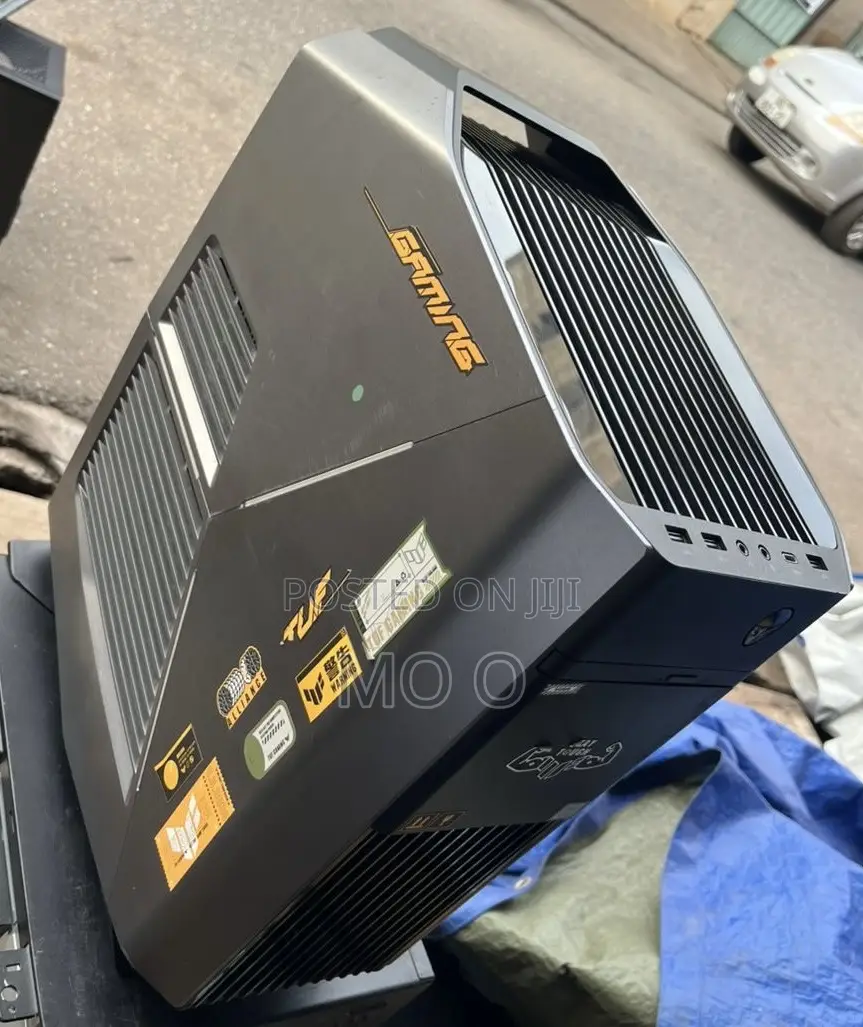 Dell Alienware Aurora R12 16GB Intel Core i7 HDD+SSD 512GB