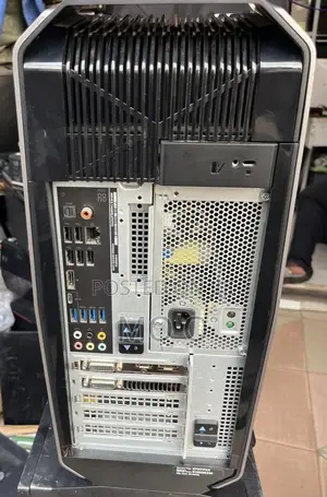Dell Alienware Aurora R12 16GB Intel Core i7 HDD+SSD 512GB