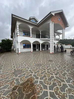 2bdrm Apartment in Lakeside Estate for rent