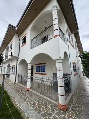 2bdrm Apartment in Lakeside Estate for rent