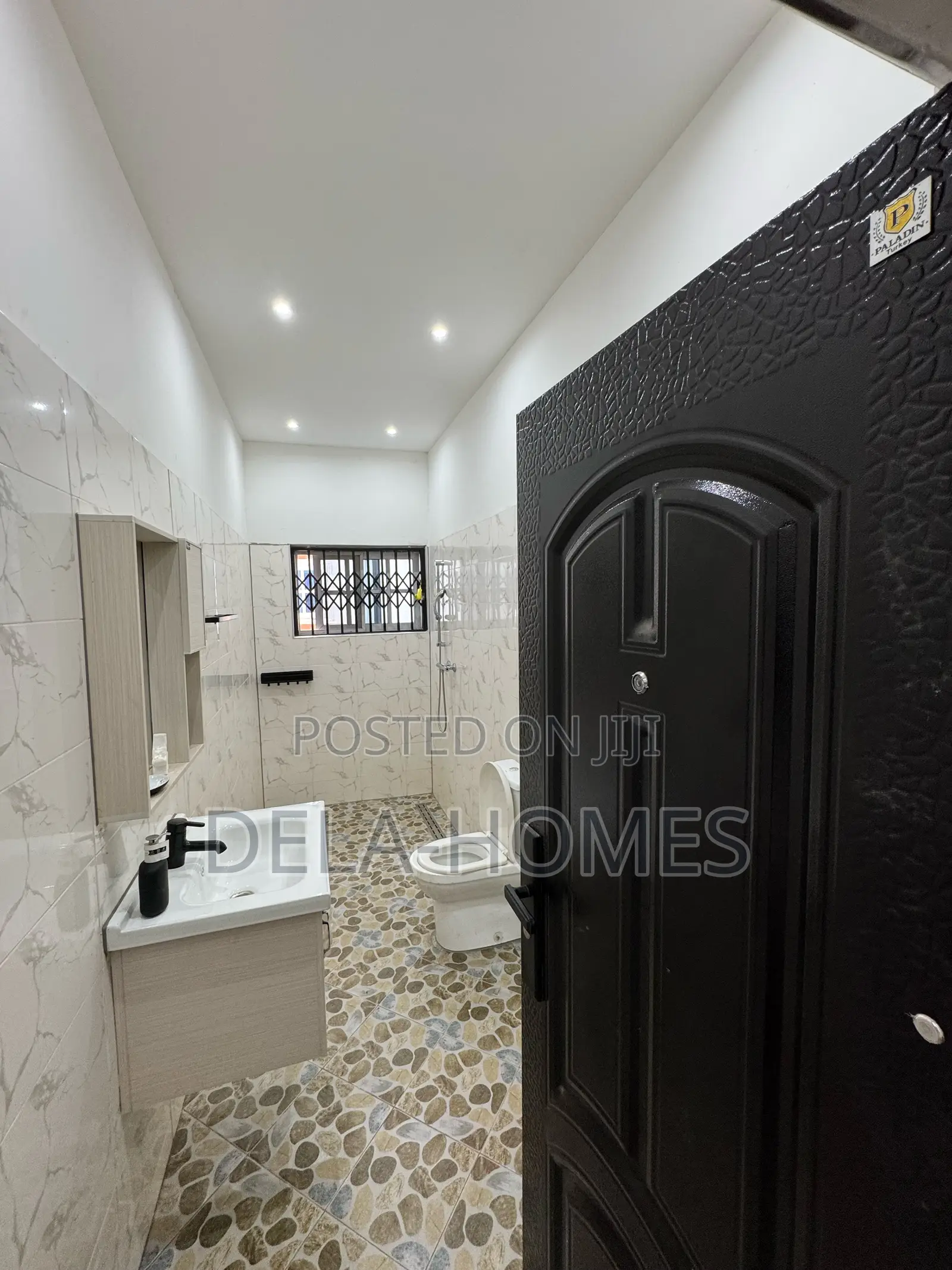 2bdrm Apartment in Lakeside Estate for rent