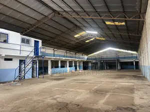 1000 SQM Warehouse With Offices at North Kaneshie 4 Rent