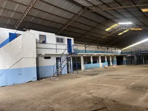 1000 SQM Warehouse With Offices at North Kaneshie 4 Rent