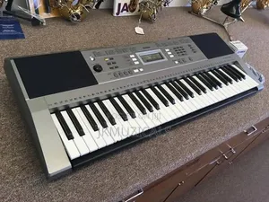Yamaha PSR-E353 61-Key Portable Keyboard