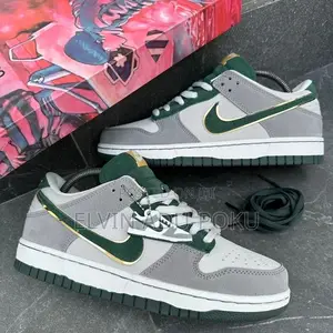Nike Cliver Sb Dunk Low "Holiday Special" Sneakers