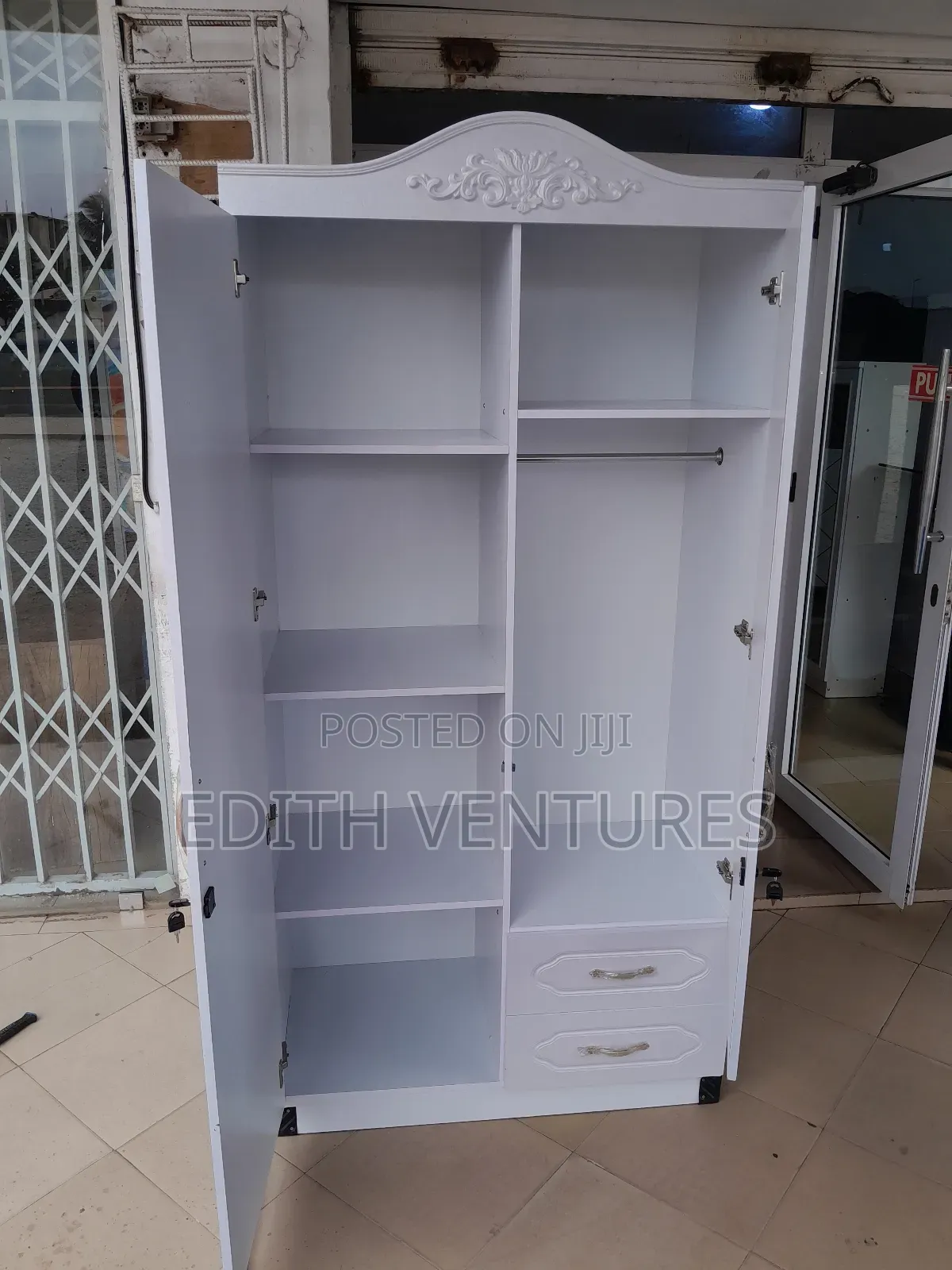 Unisex Wardrobe