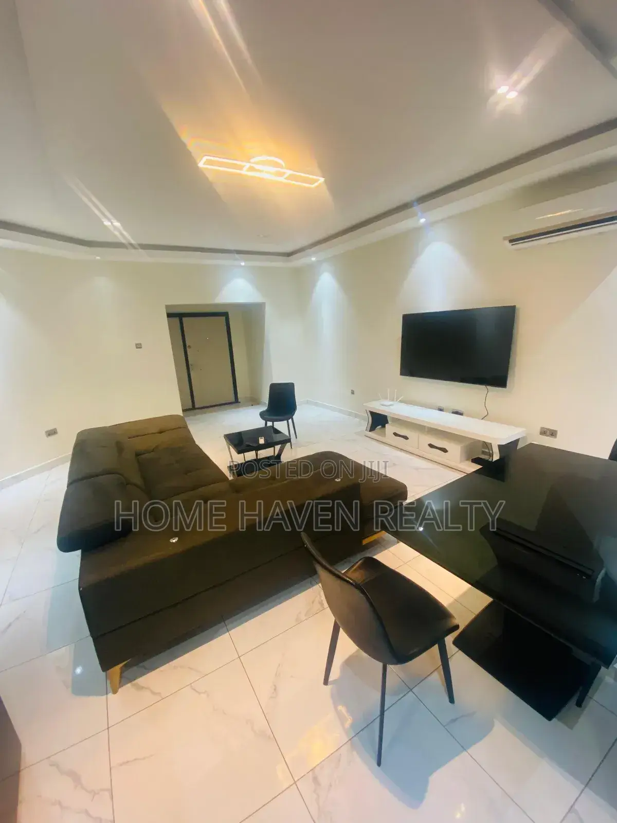 Furnished 2bdrm Apartment in Westland for rent