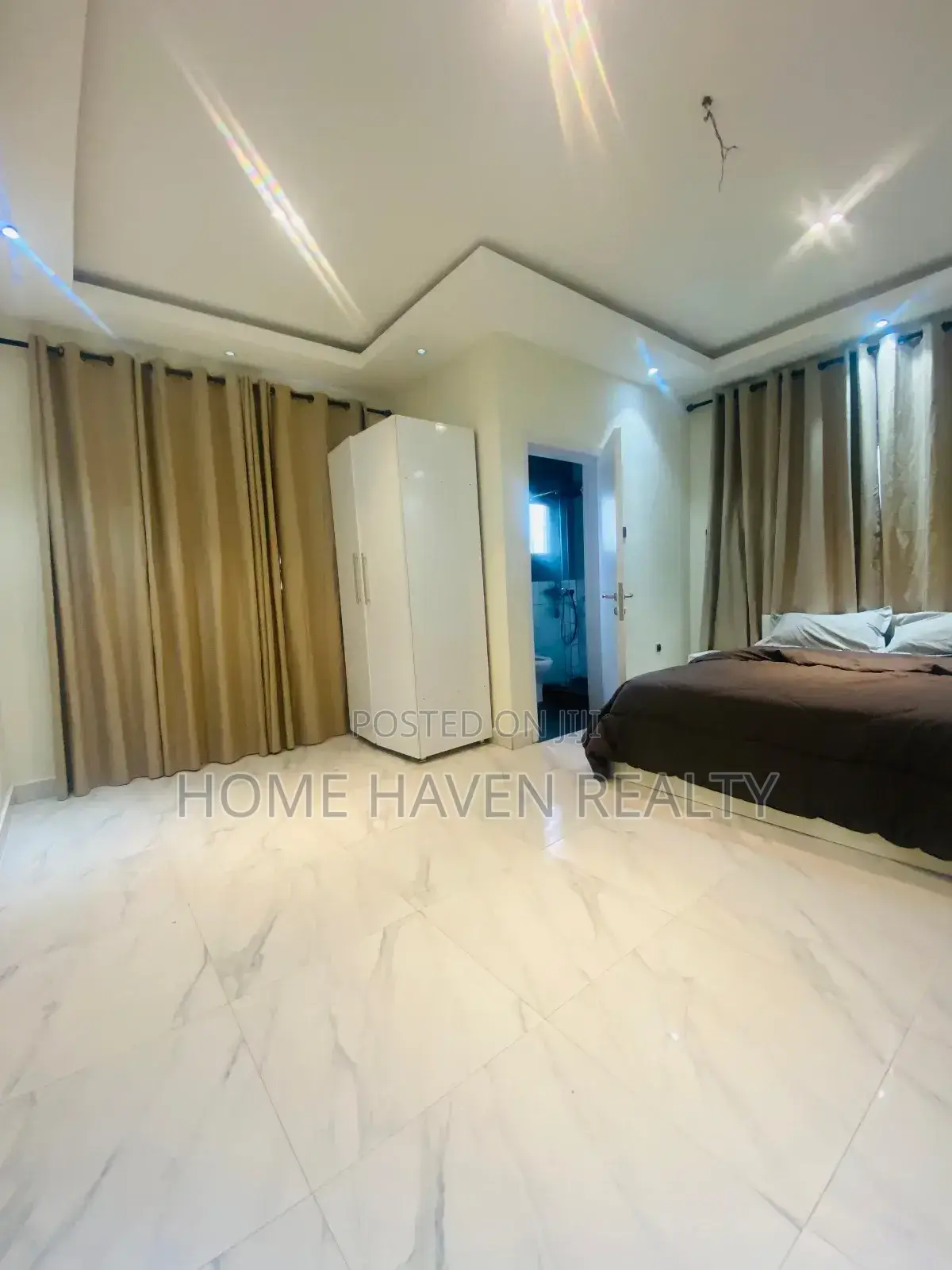 Furnished 2bdrm Apartment in Westland for rent