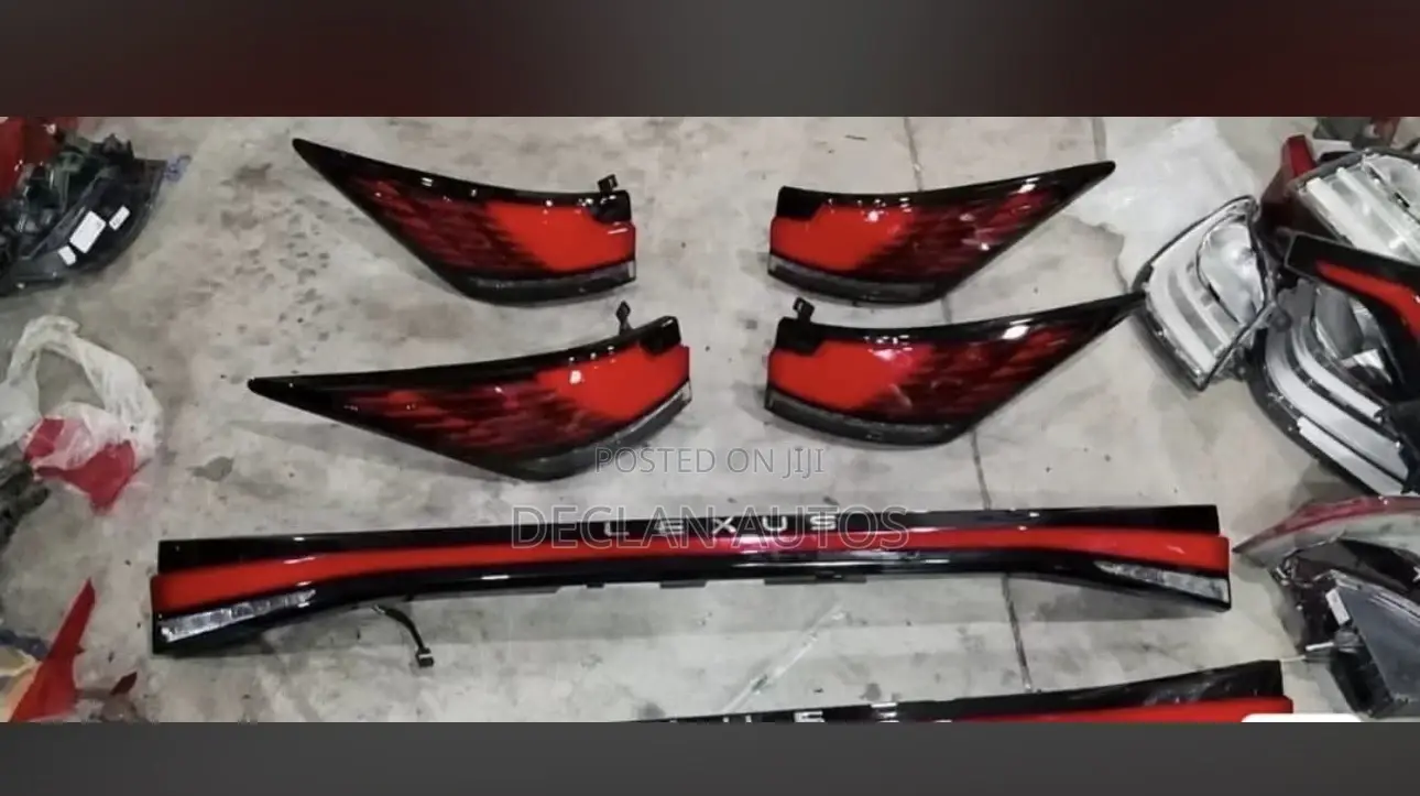 Lexus Rx 350 2024 Rear Light