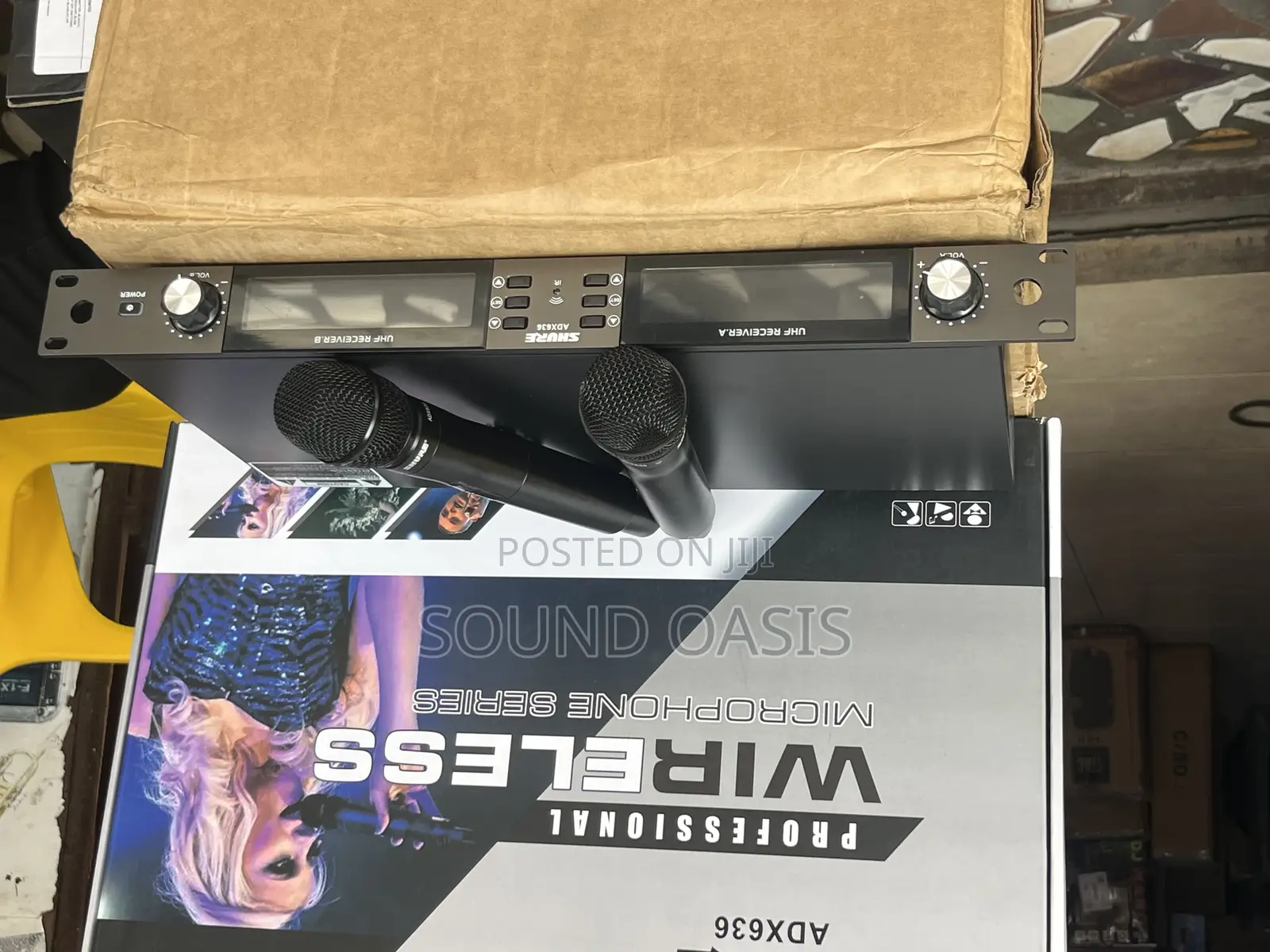Shure Adx636 Dual Wireless Microphone