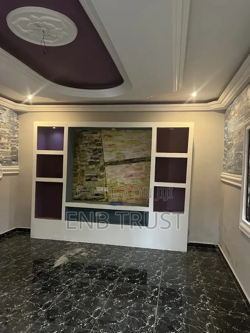 3bdrm House in Pokuase Amanfrom Sda for sale