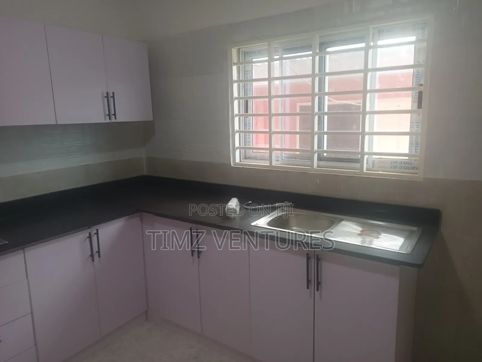 3bdrm House in Ashomang Estate for sale