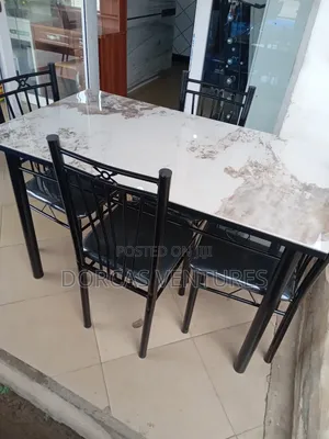 Crox Dinner Set