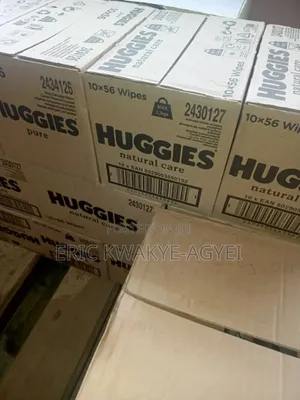 Huggies Wipes 56 Pieces in a Pack and 10 Packs in a Box