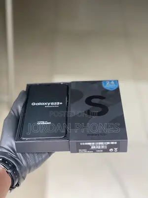 New Samsung Galaxy S22+ 5G 128 GB Black