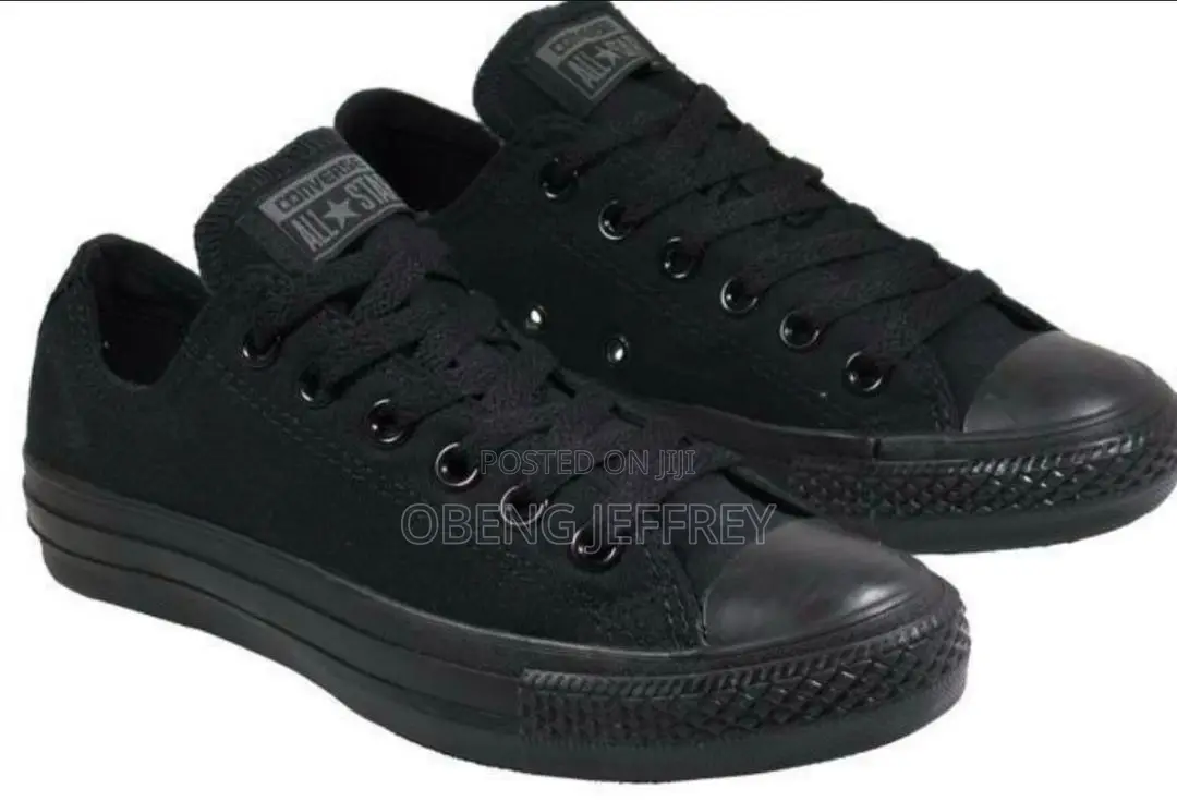 Converse Low in Colours