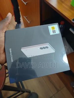 New Samsung Galaxy Z Fold6 256 GB Pink