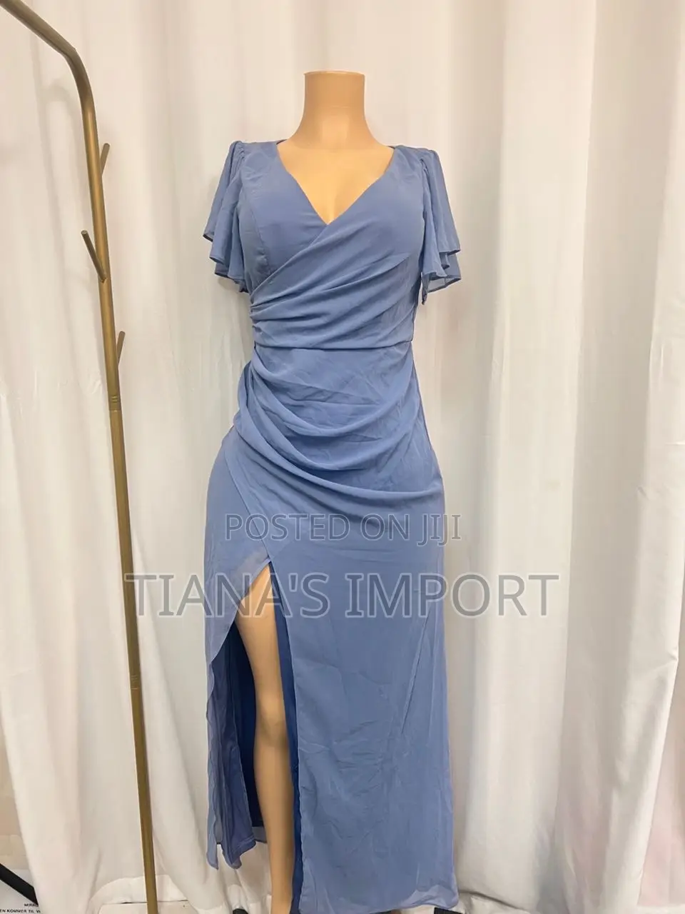 Shein Bale and Mannequin