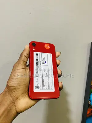 Apple XR 128 GB Red