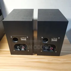 Powerful Denon Bookshelf Solid, Heavy Pair of Bookshelf !