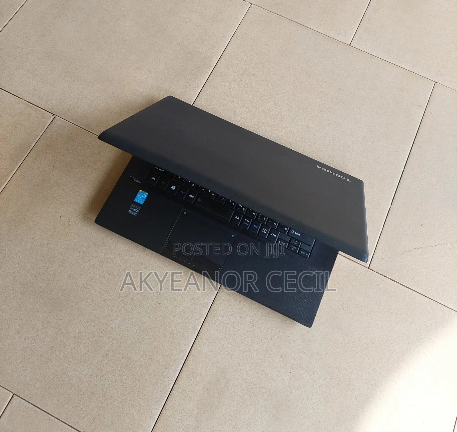 Laptop Toshiba Satellite Pro A300 4GB Intel Core i3 HDD 320GB