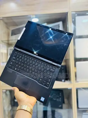 Laptop Dell Latitude 7390 8GB Intel Core i5 SSD 256GB