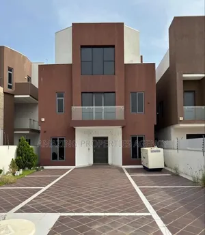 4bdrm House in East Legon for rent