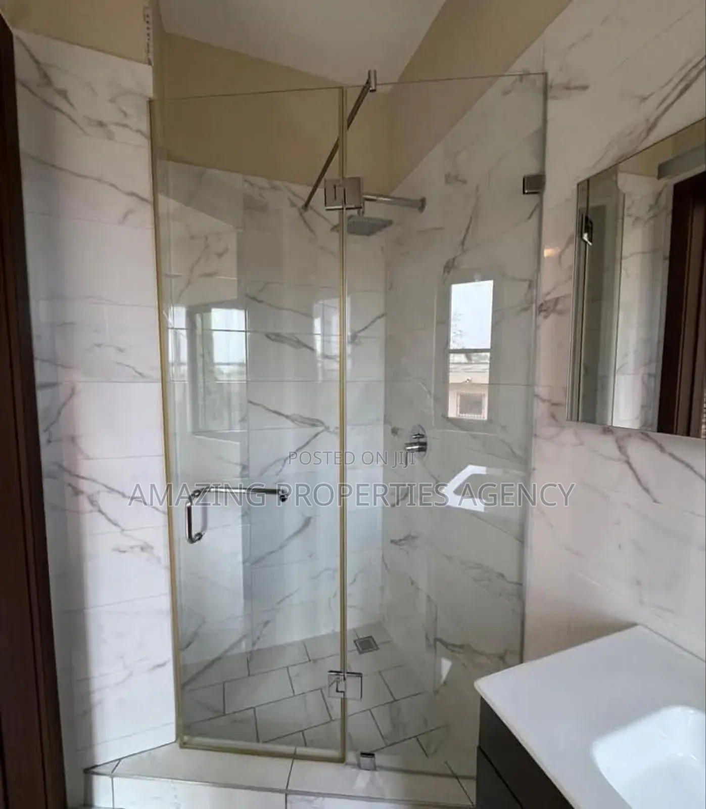 4bdrm House in East Legon for rent