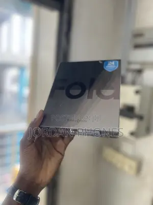 New Samsung Galaxy Z Fold4 256 GB Black