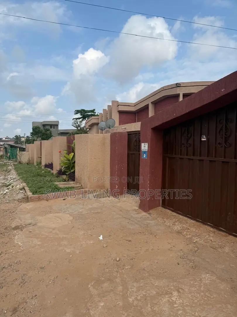 2bdrm Apartment in American House for rent