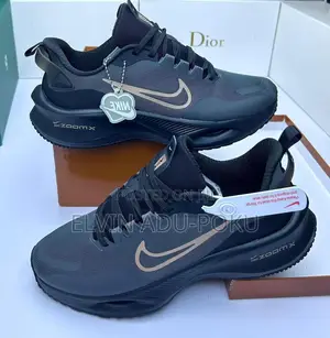 Nike Zoom Smiley “B/G” Sneakers