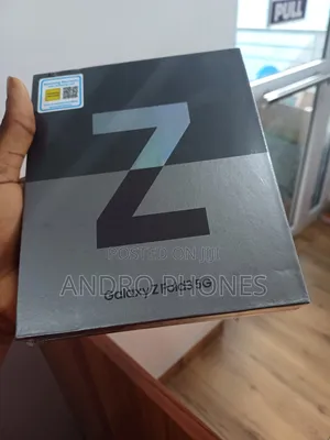 New Samsung Galaxy Z Fold 3 256 GB Black