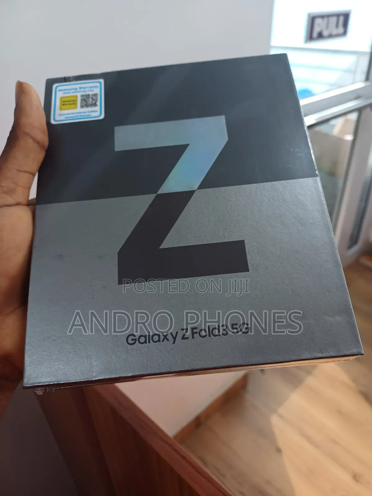 New Samsung Galaxy Z Fold 3 256 GB Black
