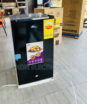 Energy Sufficient Rainbow Single Door Table Top Fridge.