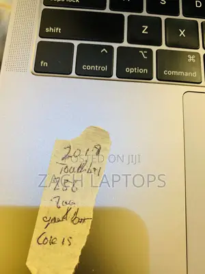 Laptop Apple MacBook Pro 2018 32GB Intel Core I9 SSD 1T