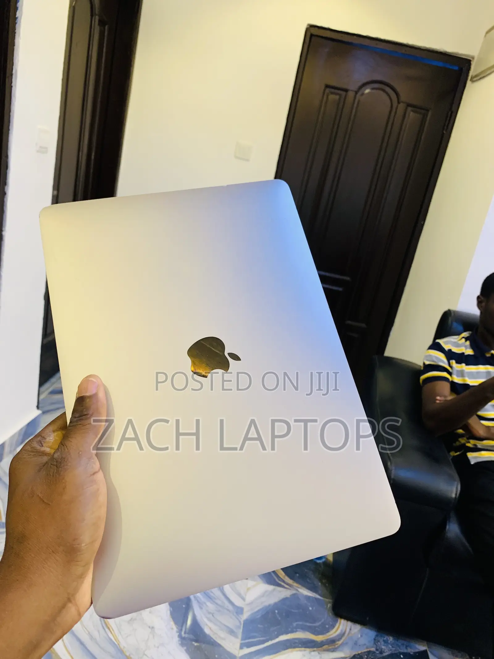 Laptop Apple MacBook Pro 2018 32GB Intel Core I9 SSD 1T
