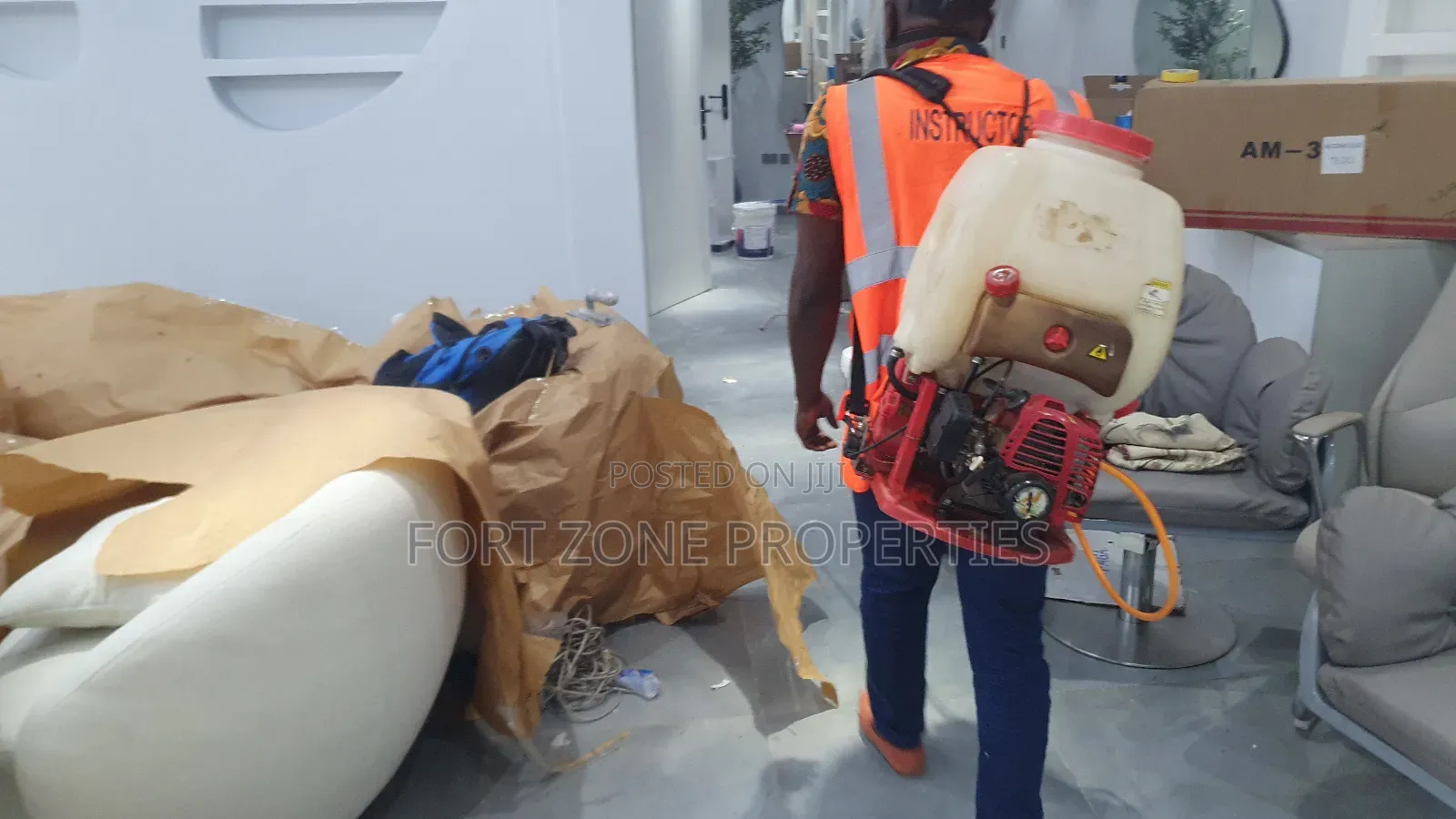 We Flush Out All Pest From Homes,Factories Etc