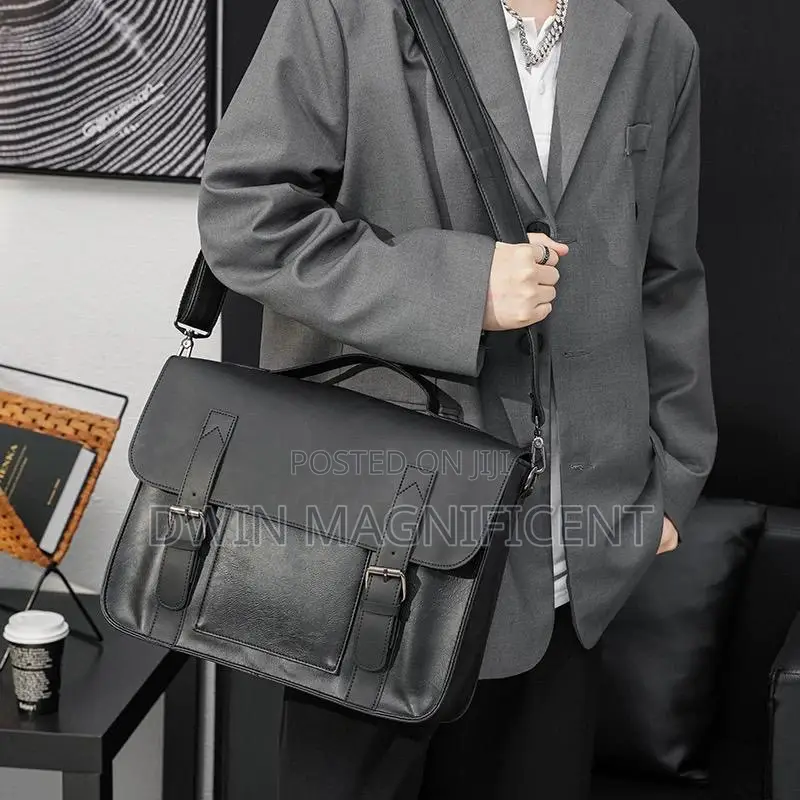 Executive Leather Messenger Bag–Sharp. Sleek . Professional